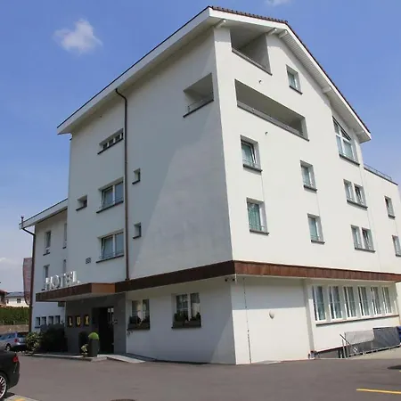 Businesshotel Lux 3*
